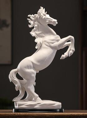 陶瓷马摆件德化白瓷骏马工艺礼品摆饰家居客厅办公室装饰品马到成