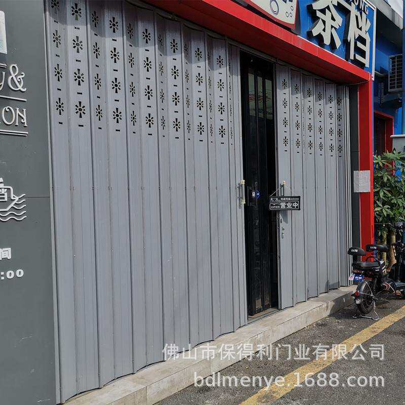 封板折叠门和谐拉闸折叠门老式铁拉闸封板门防盗门庭院门复古拉闸