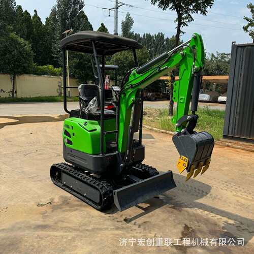 果园农用小型履带式挖掘机 工程挖沟室内破碎小勾机 跨境小挖机