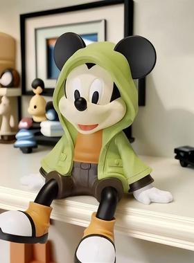 客厅高级感柜子摆件冰箱顶上面的摆件风衣米奇坐姿客厅电视柜装饰