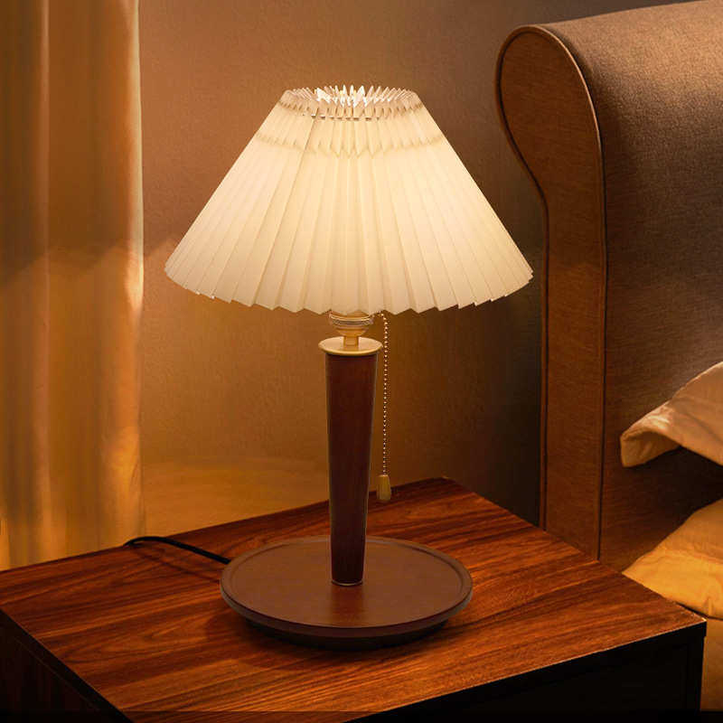 美式复古百褶台灯高级感卧室书房床头灯北欧胡桃木色全铜拉链台灯