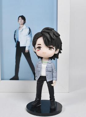 高档TF意BOYS易烊千玺款周边手办公玩仔同偶创生日礼物照片定制送