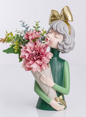 创意女孩摆件客厅电视酒柜装饰工艺品办公室桌面花瓶乔迁新居礼∑