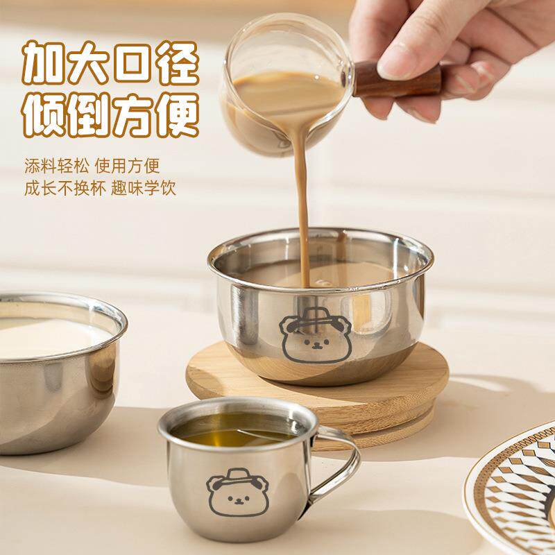 儿童牛奶杯带手柄不锈钢水杯家用宝宝喝水餐具杯子卡通304迷你杯