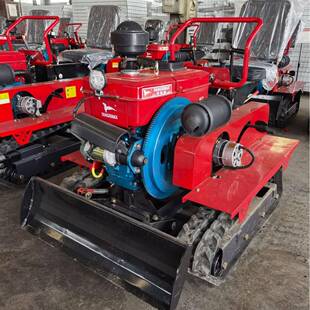 履带微耕机硬地开荒田园管理旋耕机座驾式 35马力四驱微耕机