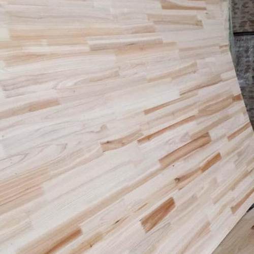 木质材料杉木装饰板材 建筑装修无节拼接板 压边线用家具光滑板材