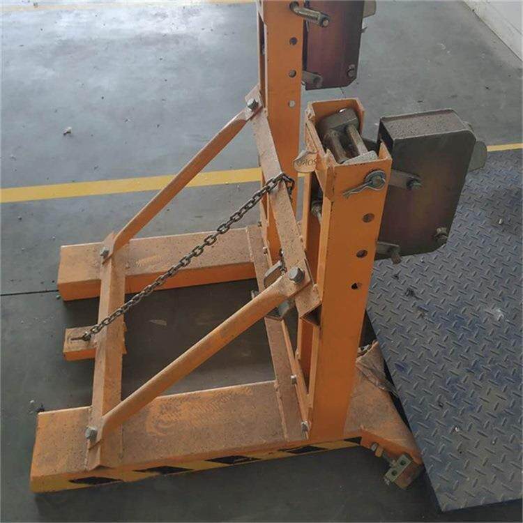 油桶夹具叉车油桶夹重型鹰嘴油桶搬运抓器铁桶塑料桶加厚型夹桶器