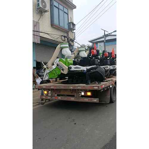 瑜瑞瑜欣收割机配件加厚风机管收割机配件