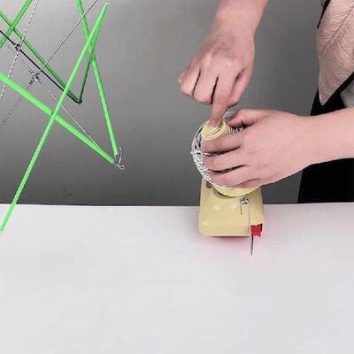 Hand Operated Wools Winder Tool for Easy to Use Yarn Winder