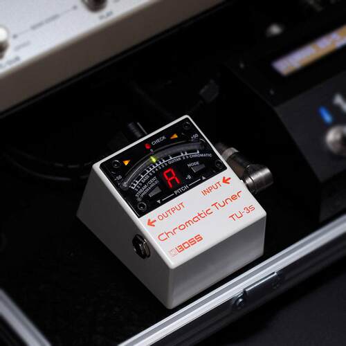 BOSS VB2W/MD-500/TU-3/TR-2/RV-500 电吉他颤音单块效果器
