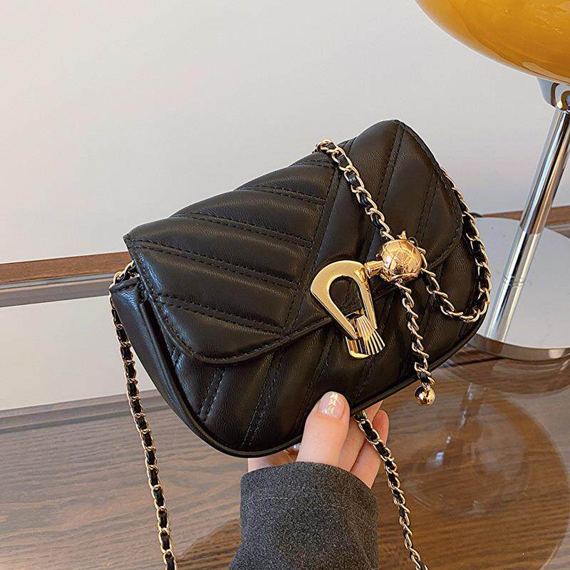 2026巨好看的包包小香风黑色春季新款菱格链条小方包小众高级质感