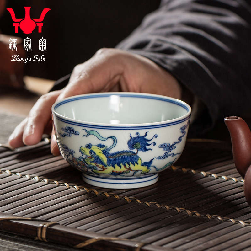 钟家窑主人杯单杯景德镇青花斗彩柴窑手绘狮子滚绣球功夫茶个人杯