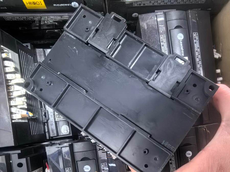 4月15日深圳处理拆机剪线雷赛LeadshineIO模块EM32DX-A2一批（合计35个）（广东深圳）网络拍卖公告