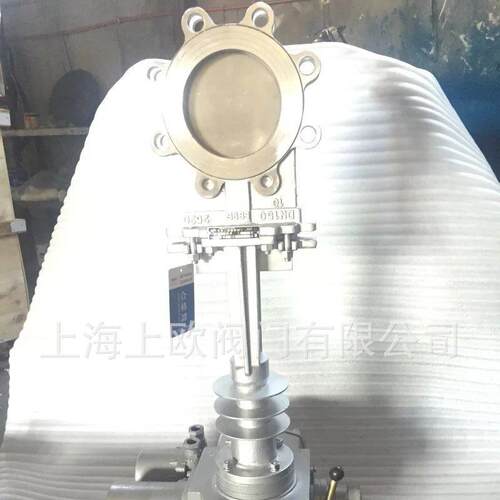 Z97H超高温灰渣闸阀