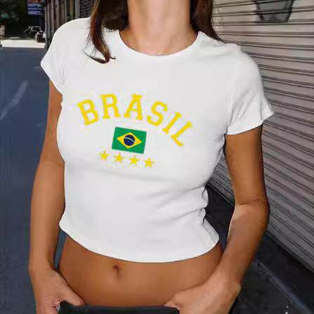 Short national printed T-shirt with sweet and spicy crop