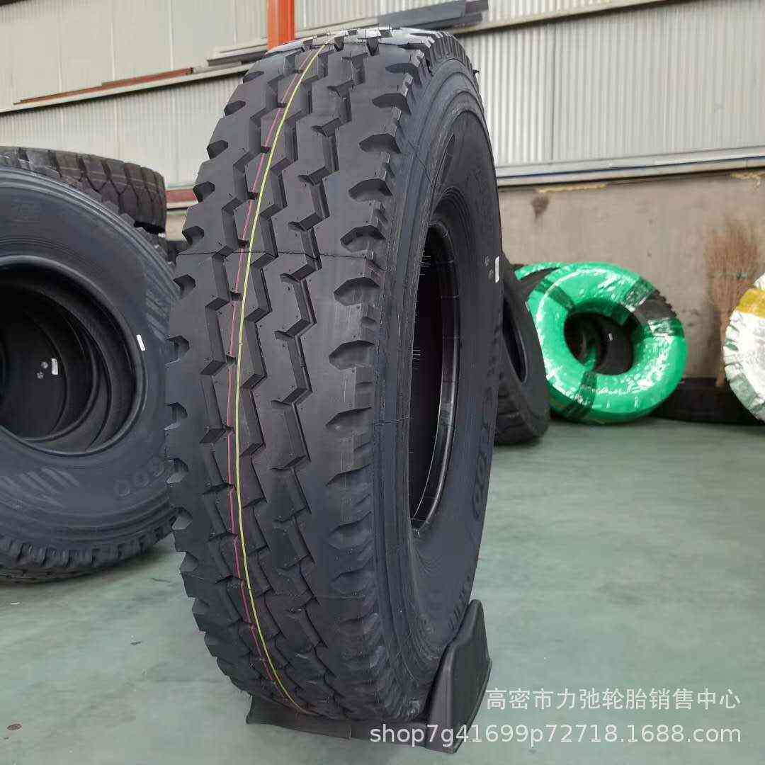 厂家直销900R20汽车轮胎钢丝胎中短途货车全轮位花纹加深防扎大量
