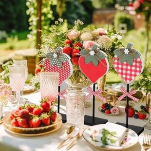 Table Signs Wood Rustic Strawberry Sign