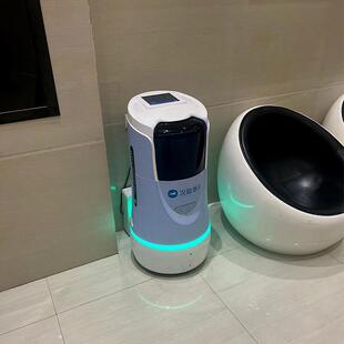 云迹酒店配送机器人全季汉庭锦江之星如家商旅维也纳
