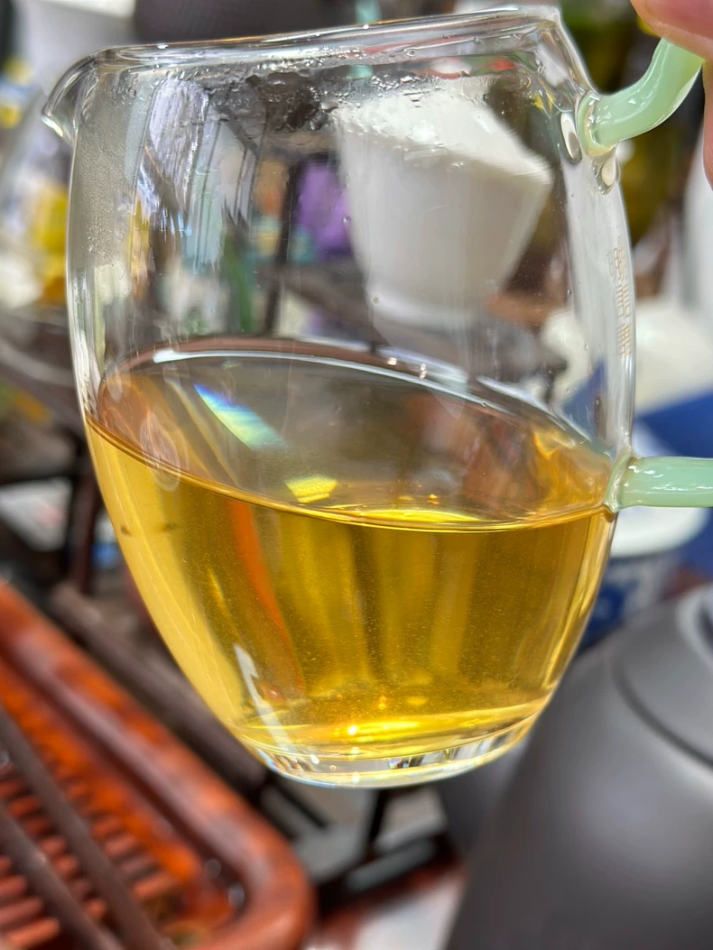 2015年易武茶柱古樹茶普洱生茶一斤一根包郵 普洱茶 BUASHOP普洱老茶