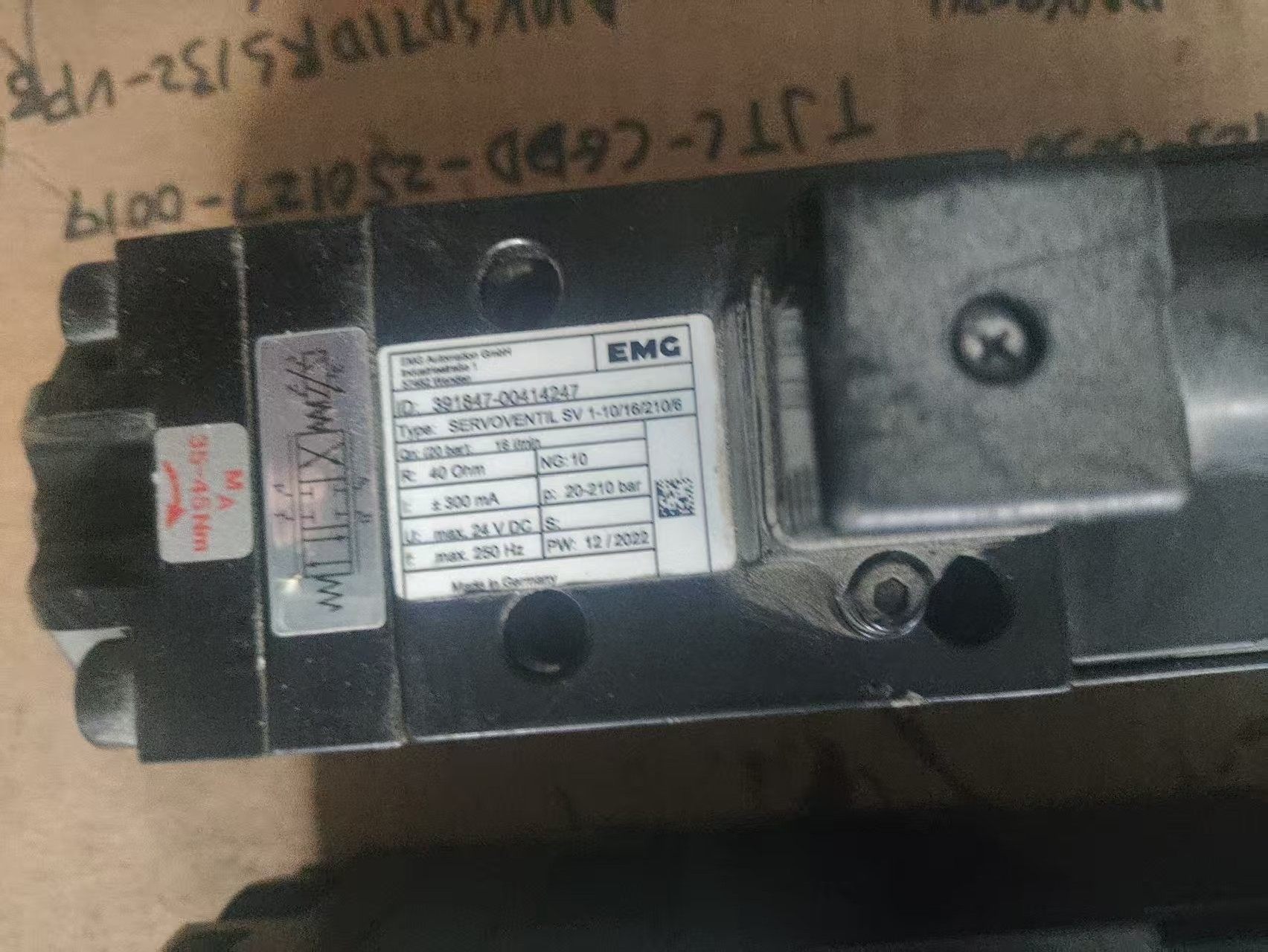 EMG伺服阀全新未用10-8-16/120/210/315