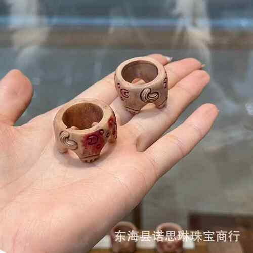 根付雕刻小熊跑环文玩配饰手串手链隔珠编绳挂件创意配饰