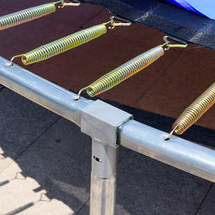 户外大型成人弹簧床儿童游乐幼儿园跳跳床蹦极带护网蹦床批发