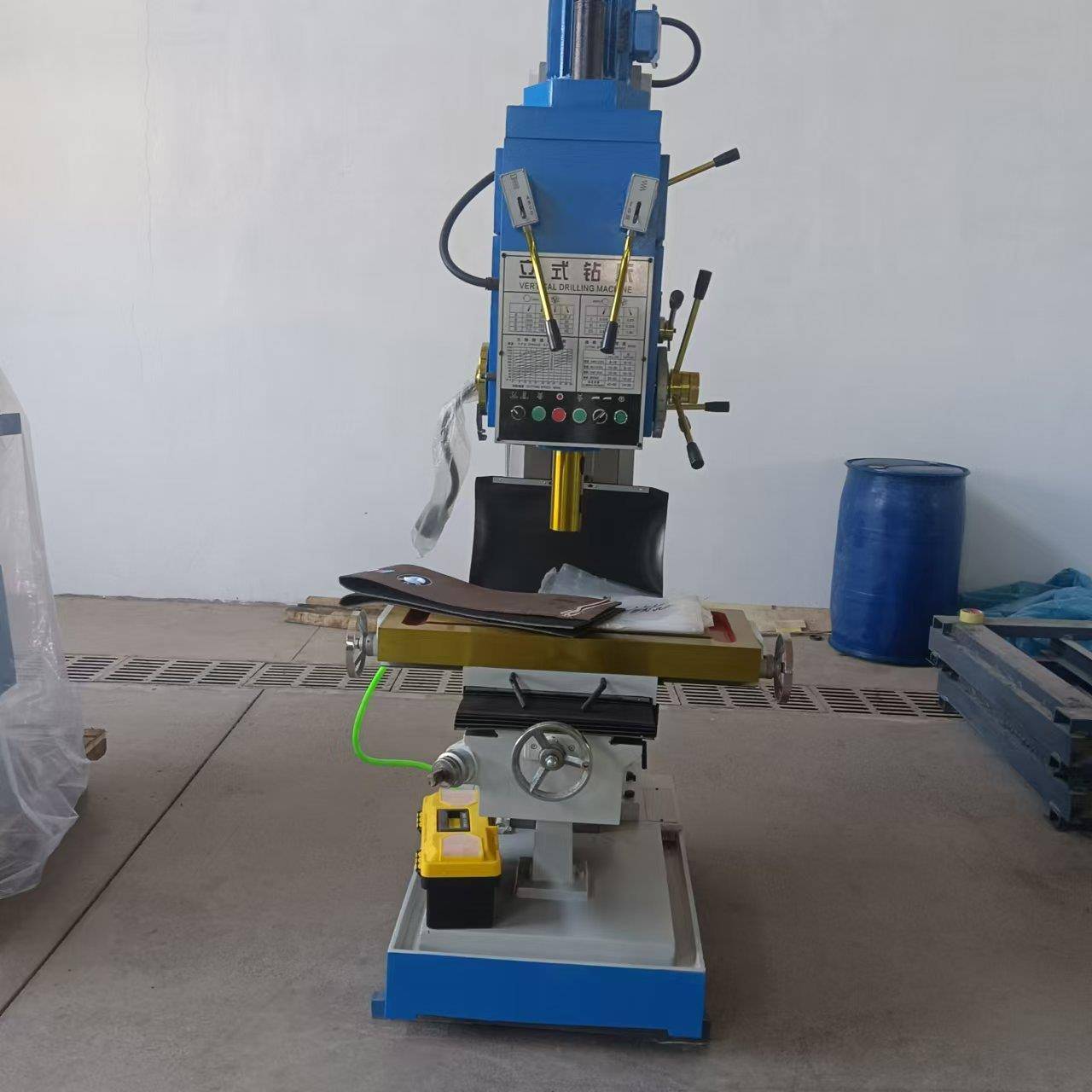 Z5150立式钻床机械运转自动走刀深孔强力十字工作台性能稳定