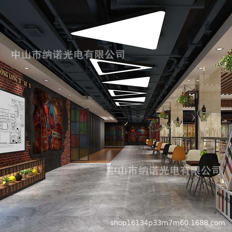 三角形办公室吊灯空心异形超市商场健身房网咖走廊工业风创意吊灯