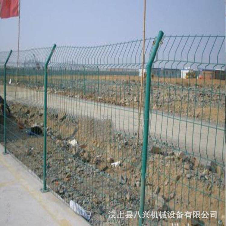 场地框架护栏网 金属防护网厂区 围墙围栏网 厂房围网