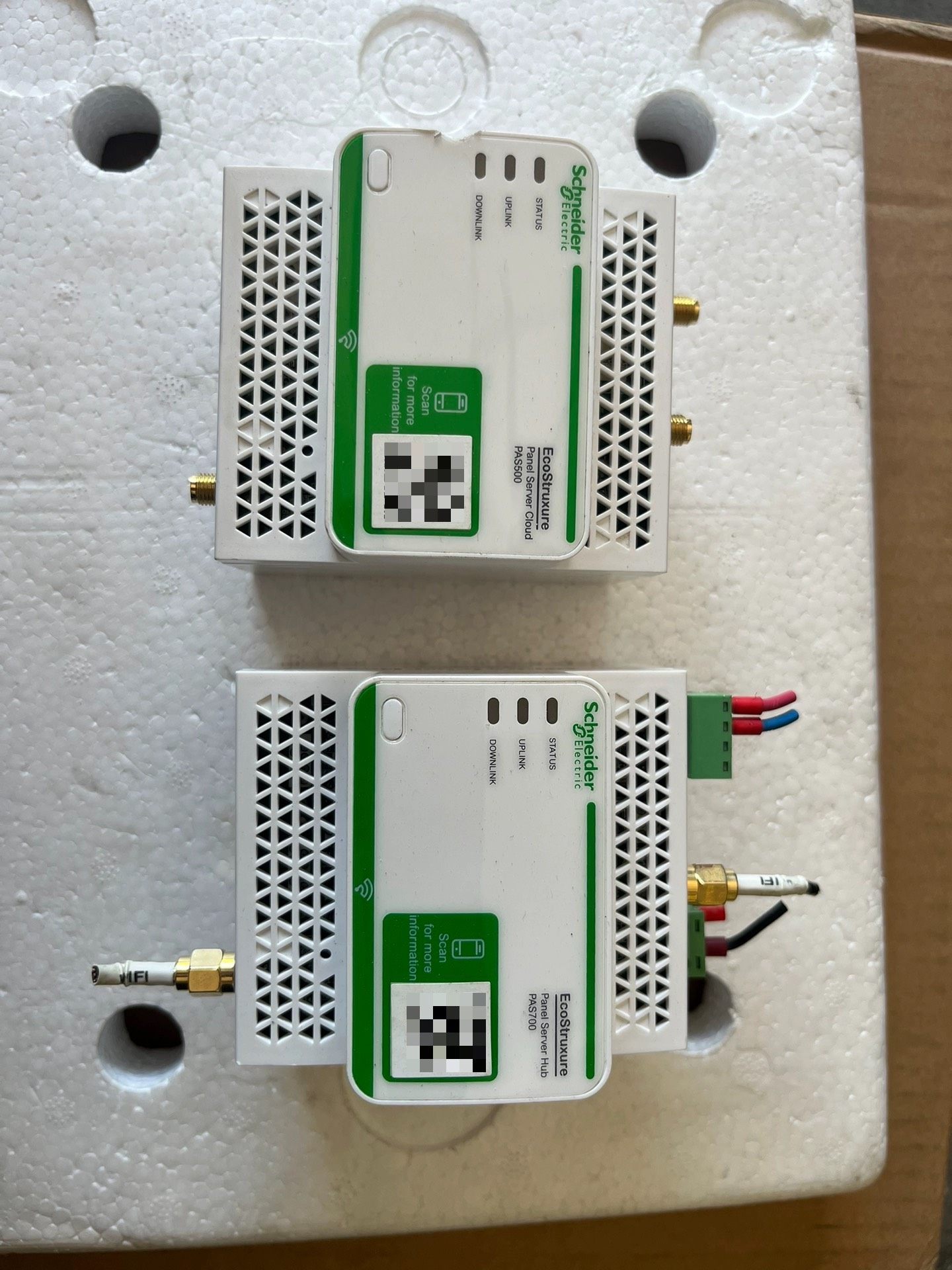 拆机施耐德网关