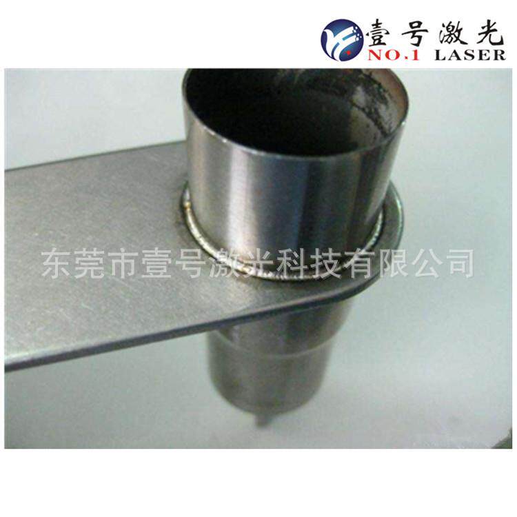 东莞广告字密封手持式激光焊接机_大工作台金属铁皮字门窗点焊机