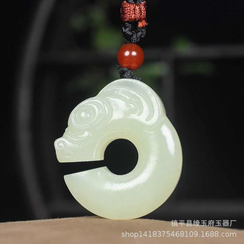 和田玉碧玉生肖龙吊坠男士龙牌玉石玉器白玉龙行天下玉牌玉佩挂件