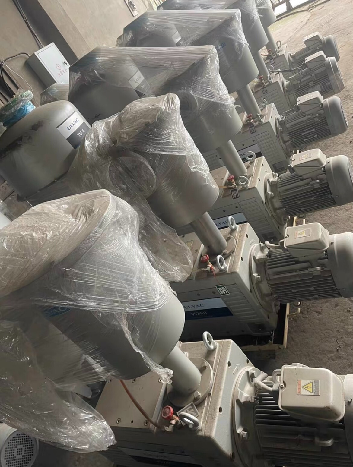 爱发科VS2401真空泵  原装拆机 成色漂亮 需要的联系