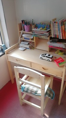 分享使用感受皇家御兔q123儿童学习桌怎么样，买后三个月使用谈缺点！