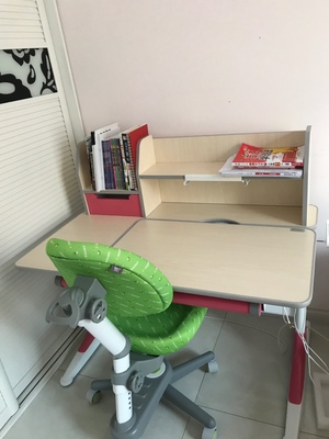 爱果乐学习桌小学生套装写字桌椅口碑评测啥样?图文报告揭秘？猛料！