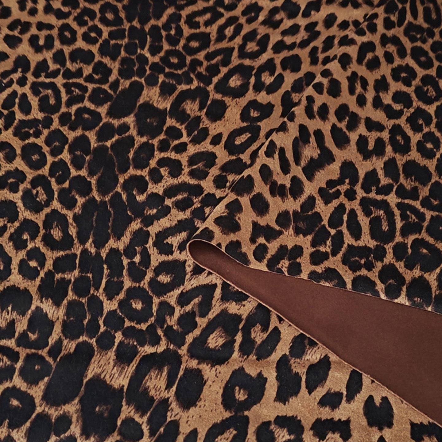 麂皮绒豹纹布料印花秋冬做衣服半裙服装面料弹力鹿皮绒沙发套厚布
