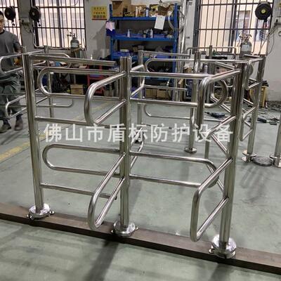 不锈钢简易旋转栅栏门 公园入口转闸 防回转手动项人行道闸门
