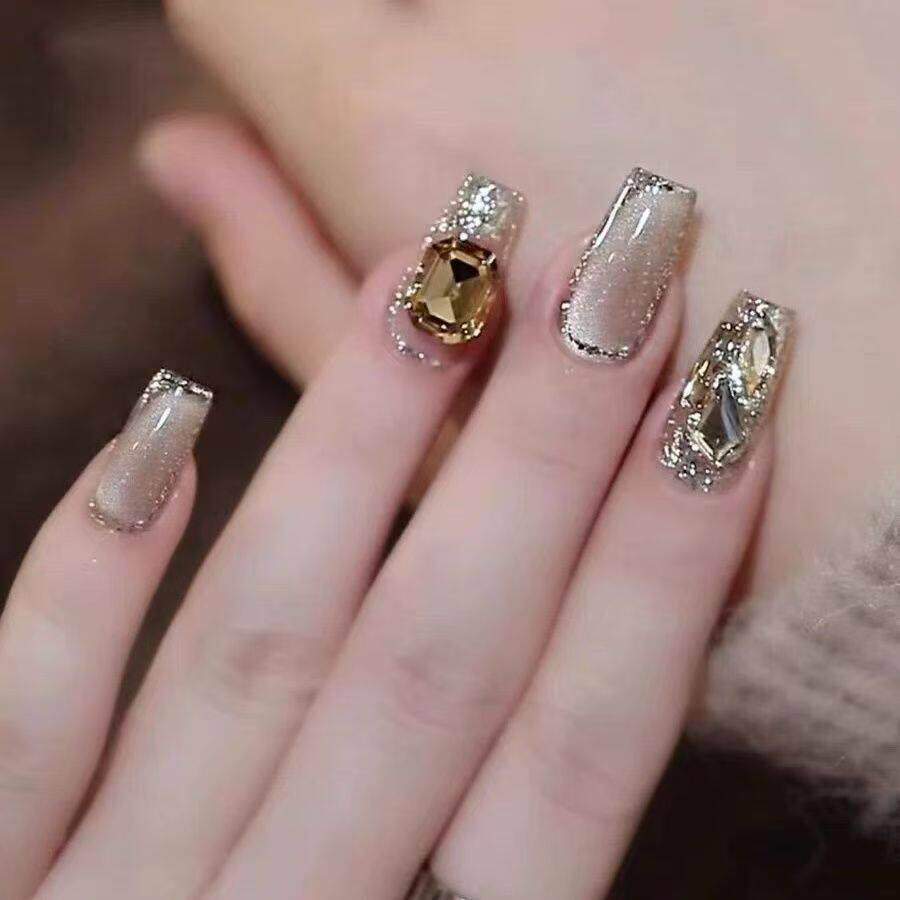 手工猫眼美甲套装穿戴甲2025新年款指甲贴片中长款秋冬美拉德