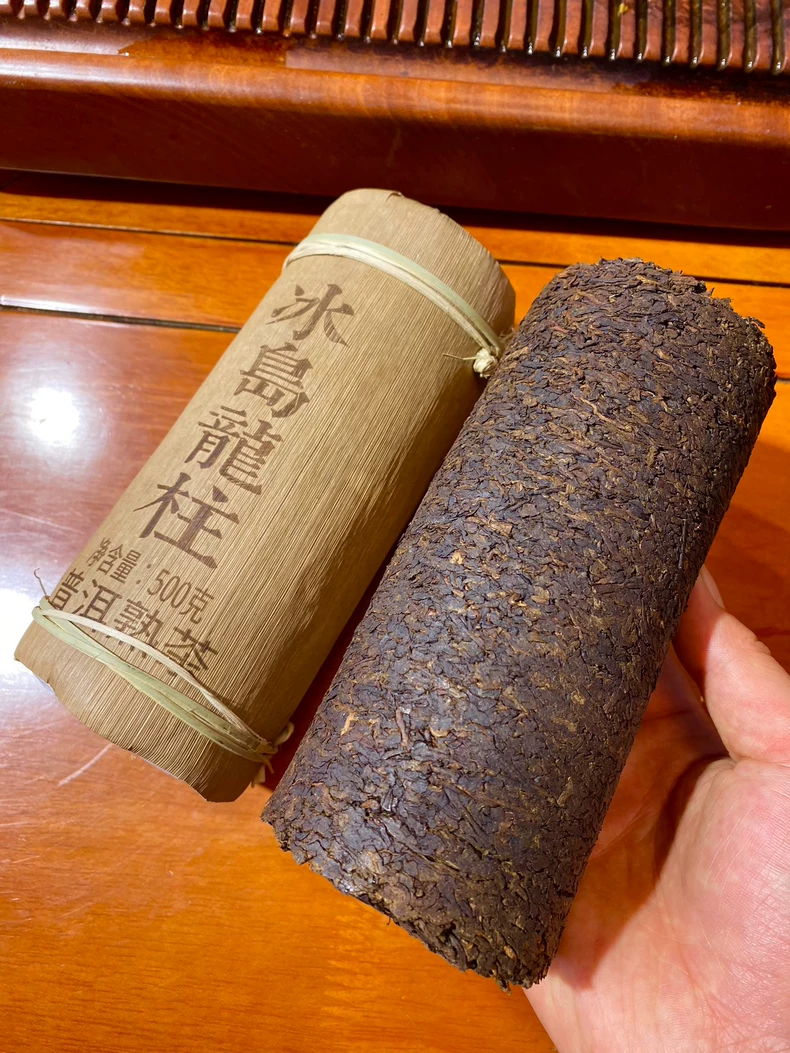 雲南普洱茶熟茶2015年冰島龍柱茶柱500g一根手工製作陳年老茶陳年純料壓製裏外一口料包郵 普洱茶 BUASHOP普洱老茶