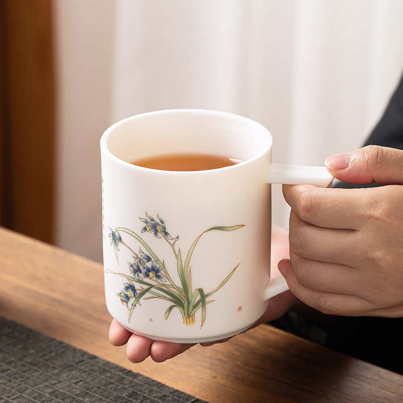 描金兰花水杯素烧羊脂玉瓷办公杯带盖把手花卉茶杯高档陶瓷泡茶杯