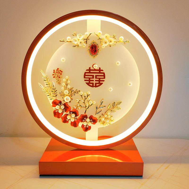 2024新款粘花红色结婚台灯卧室床头婚房陪嫁灯婚庆红色长明灯厂家