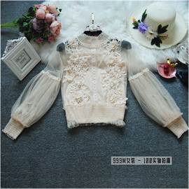 法式网纱拼接短款蕾丝衬衫女装春秋季设计感别致花朵泡泡长袖上衣