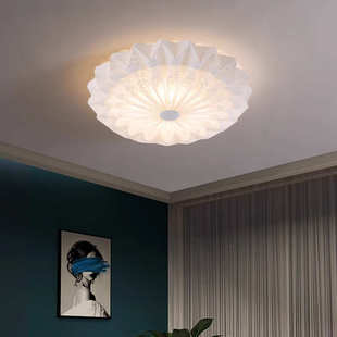 批发简约led灯具温馨现代红圆形少女卧室2023吸顶灯 新款客厅网灯