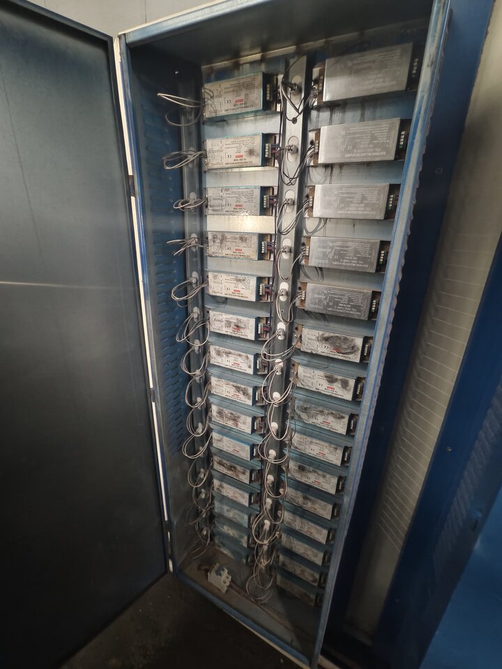 4月16日南阳存放于河南省南阳市北京大道附近的一批机器设备网络拍卖公告