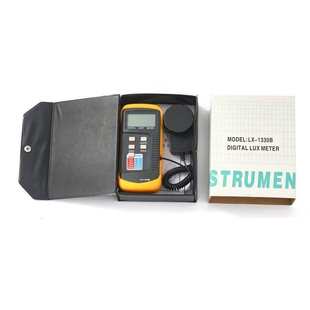 照仪光手持仪亮度照度计测光lx1330b计数字式