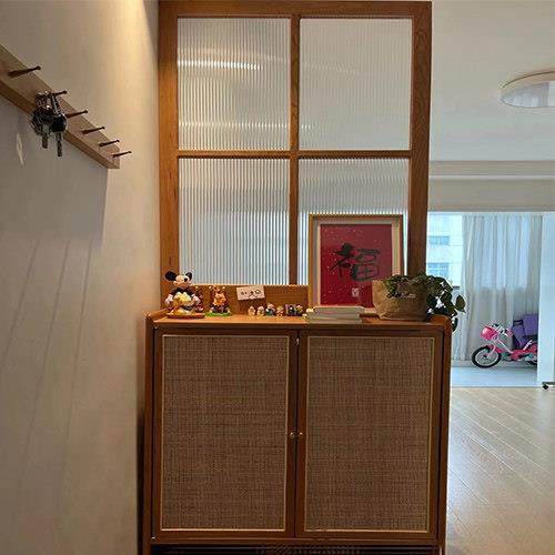 实木自定义屏风隔断家庭现代极简主义入口客厅隔断孔板抽屉存储原