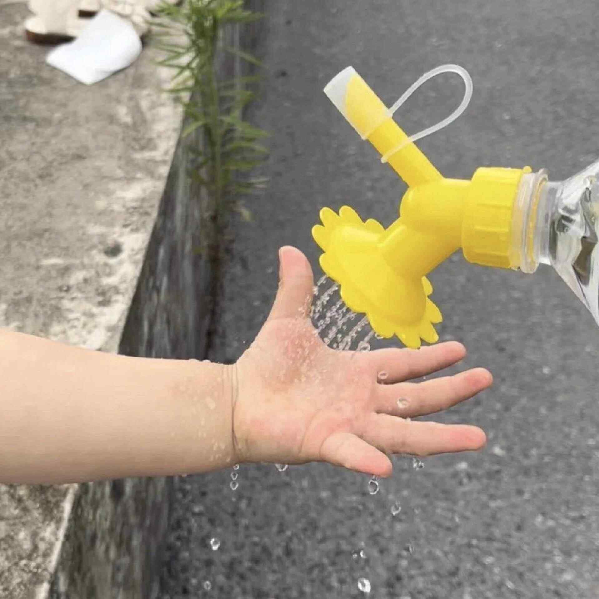 洗手花洒户外出行可携式喷水壶花洒瓶盖子多功能家用浇花器宝宝戏