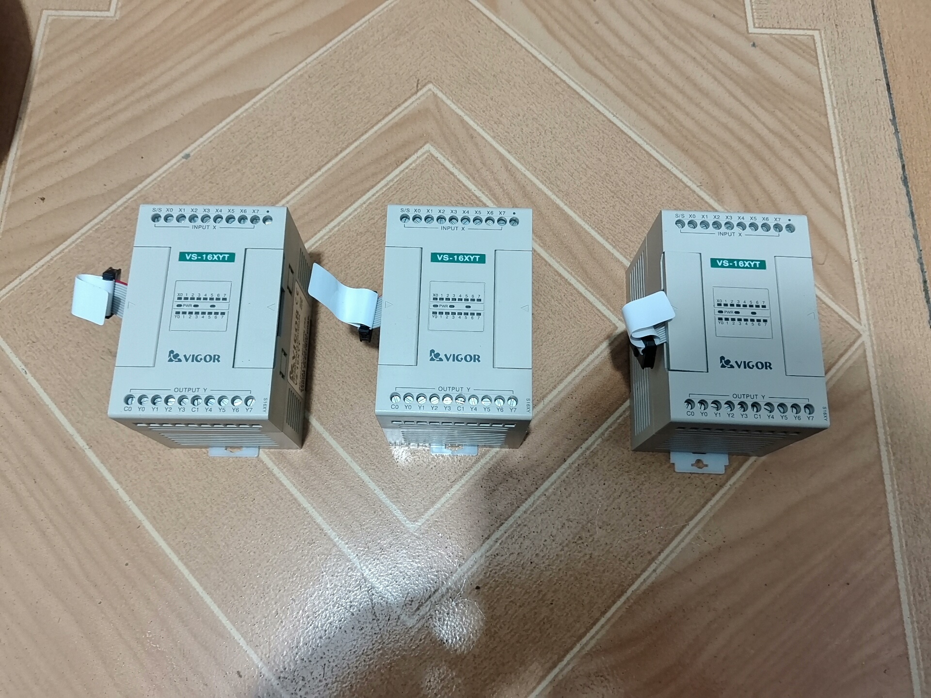 丰炜模块VS-16XYT，功能正常，成色为实图