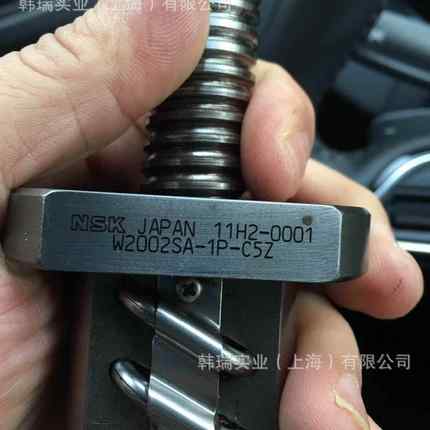 滚珠丝杆W2007FA-1P-C5Z10滚珠丝杆W2007FA-1P-C5Z10