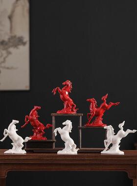 陶瓷八骏小白马摆件家居公室玄关生肖马鱼缸造景装饰微景观摆设